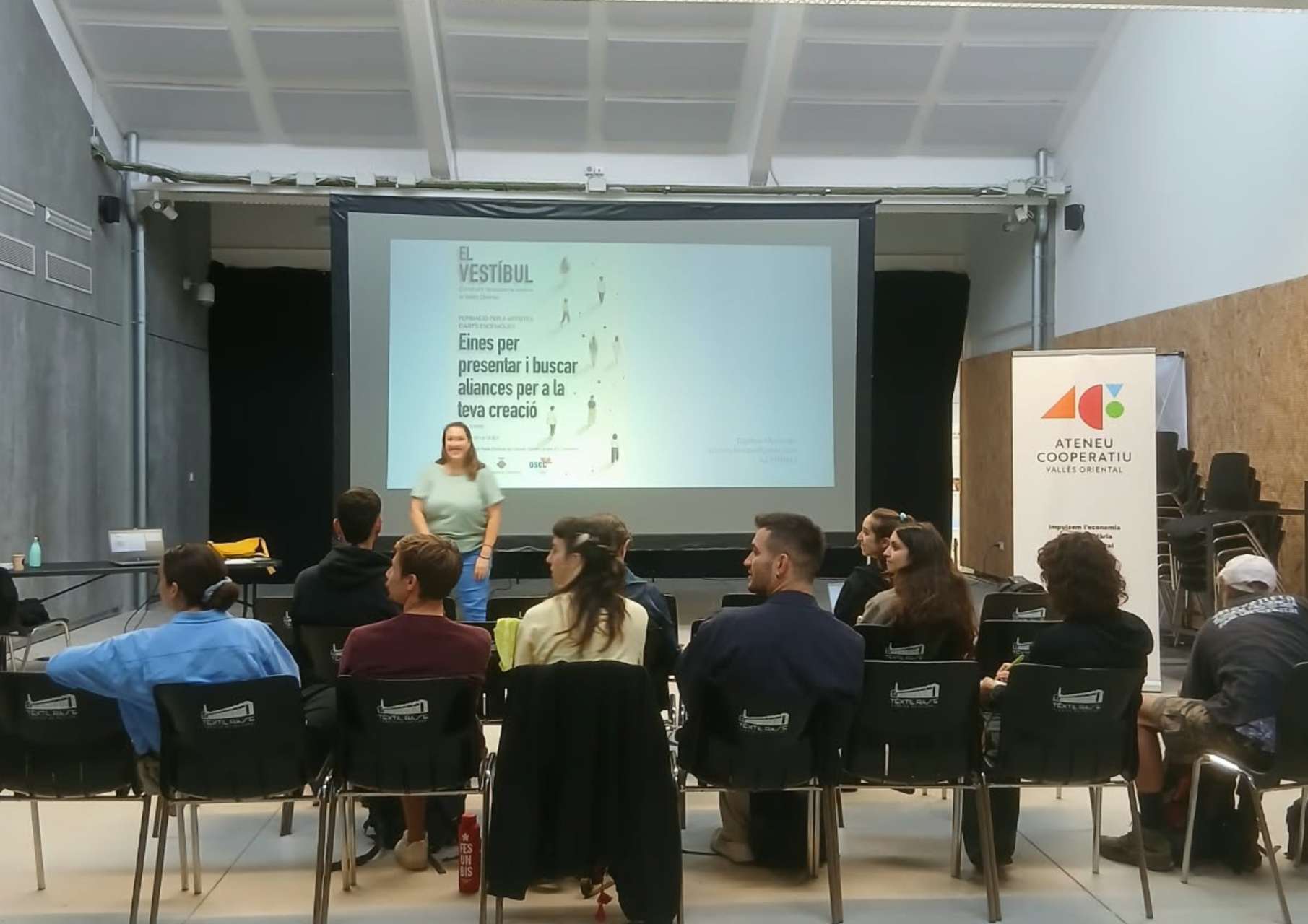 Artistes i programadores es citen a "El Vestíbul" per teixir futurs compartits a la comarca